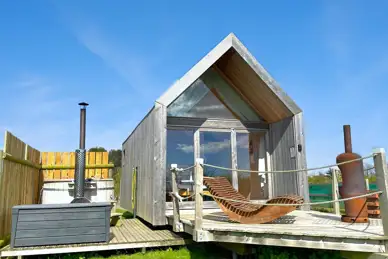 Lee Wick Farm Cottages and Glamping
