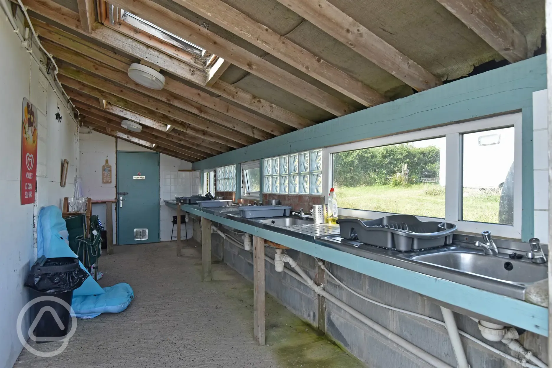 Washing up area 