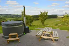 Caradoc Lodge private wood-fired hot tub and picnic bench Caradoc Lodge private wood-fired hot tub and picnic bench