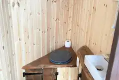 Ape Dale View cabin with an ensuite compost toilet Ape Dale View cabin with an ensuite compost toilet