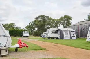 Monks Barn Farm, Stratford-Upon-Avon, Warwickshire Monks Barn Farm, Stratford-Upon-Avon, Warwickshire