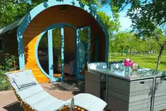 Ensuite glamping pod