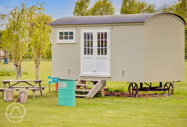 Shepherd's hut