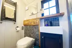 Penkenna shepherd's hut ensuite Penkenna shepherd's hut ensuite