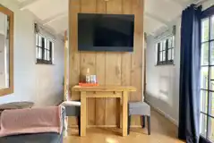 Penkenna shepherd's hut TV