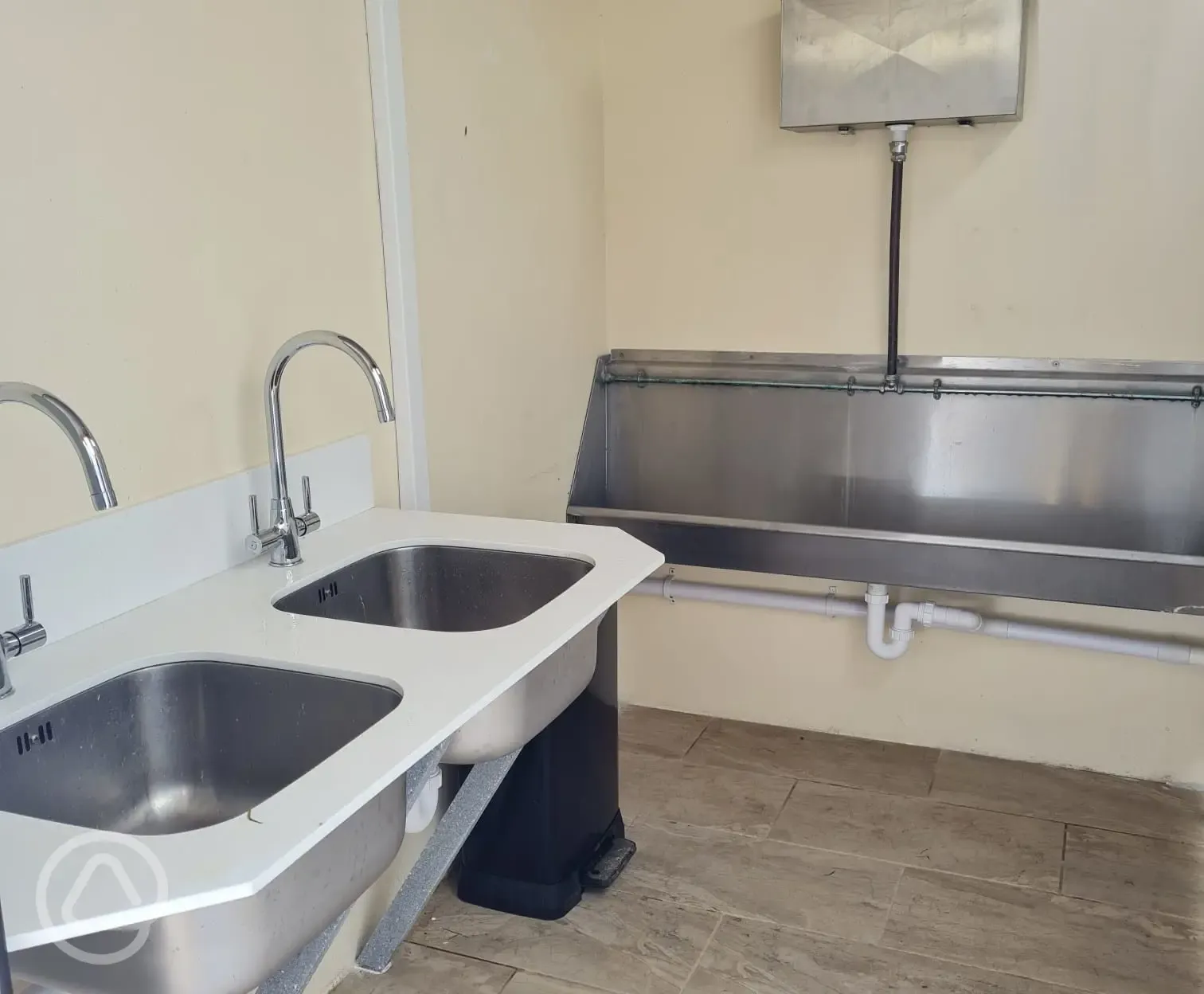 Men's toilets at Penwarne Campsite