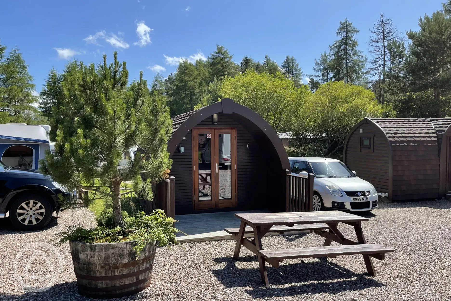 Small ensuite hiker pod, sleeping two and dog friendly