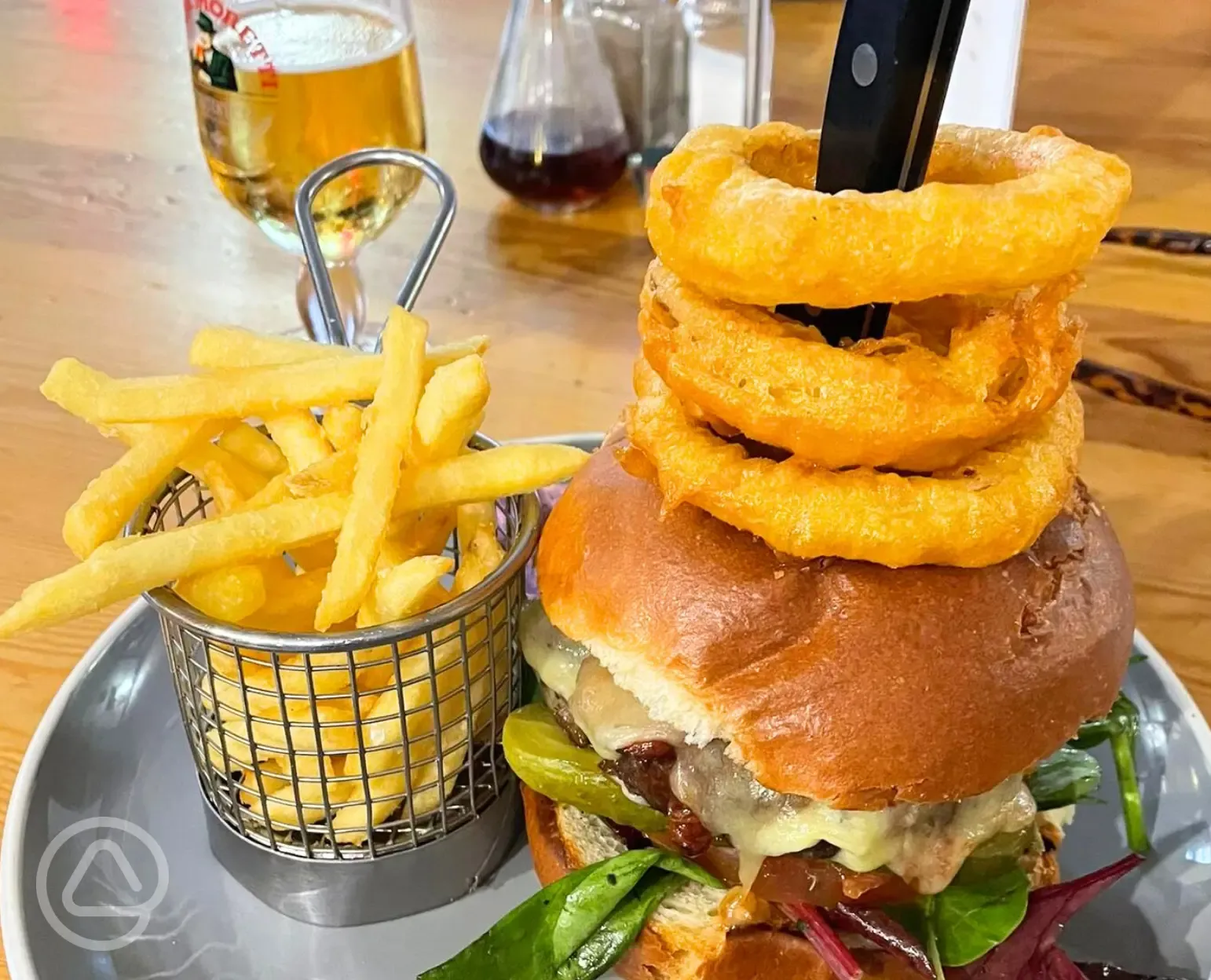 The Railway Inn - burger