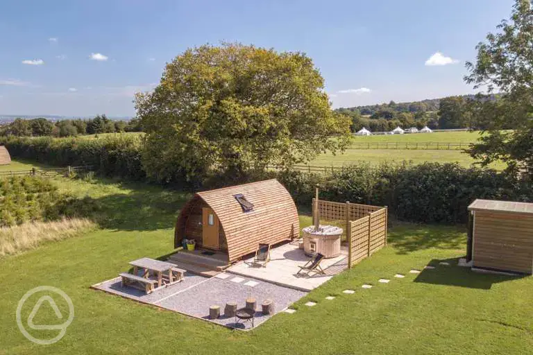 HillView Wigwam with Wood Fired Hot Tub