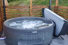 Luxury cedar pod private hot tub