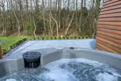 Luxury cedar pod private hot tub