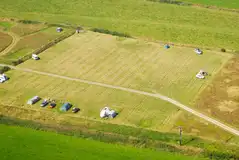 Non electric grass pitch aerial