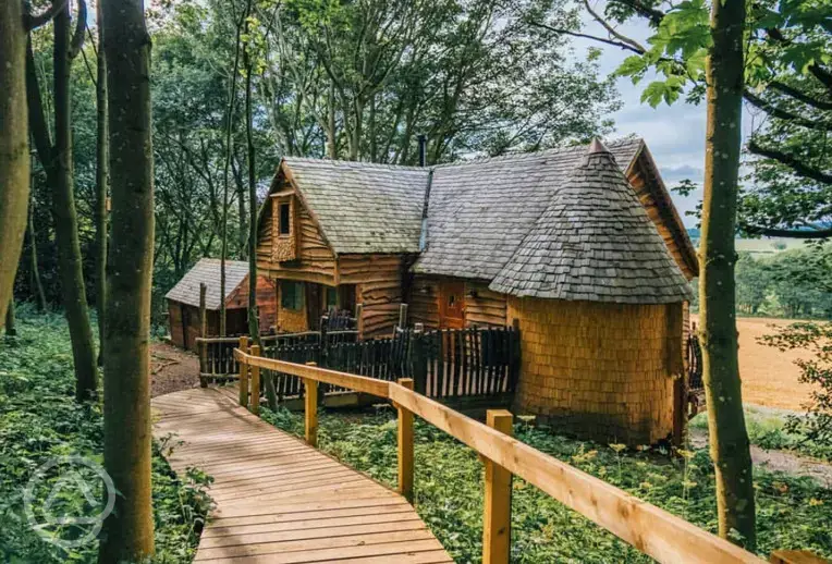 Rufus' Roost Treehouse