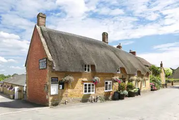 Traditional Grade 2 listed pub