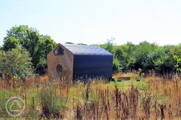 Okra tent