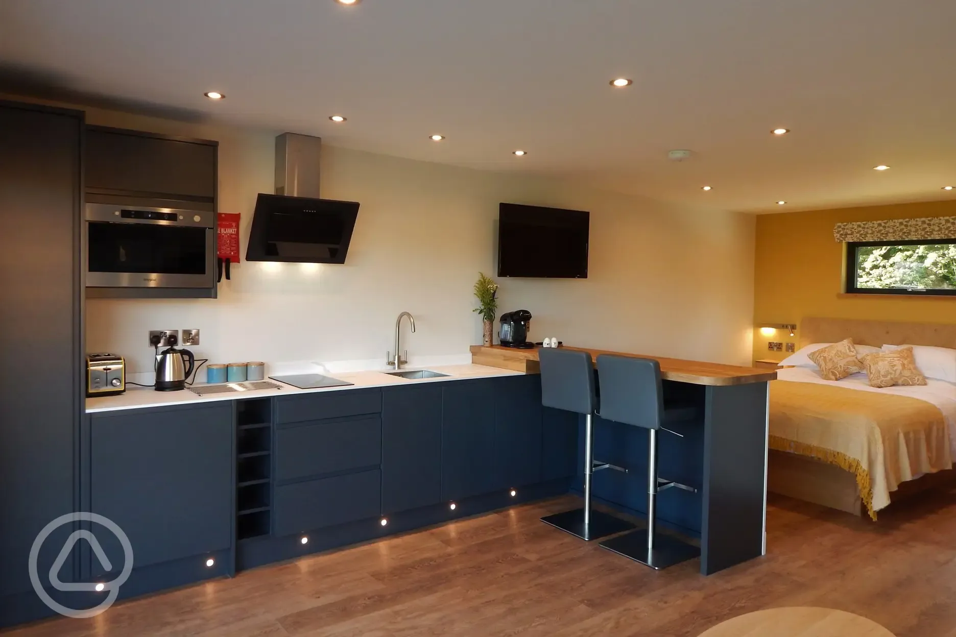 Fleece Fold ensuite glamping lodge equipped kitchen Fleece Fold ensuite glamping lodge equipped kitchen