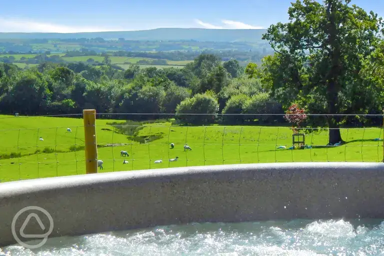 Glamping lodge hot tub with views