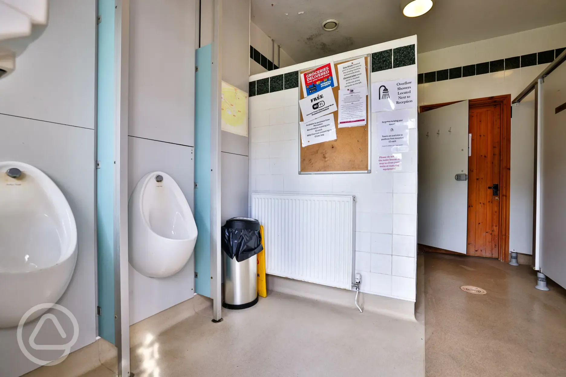 Communal male urinals