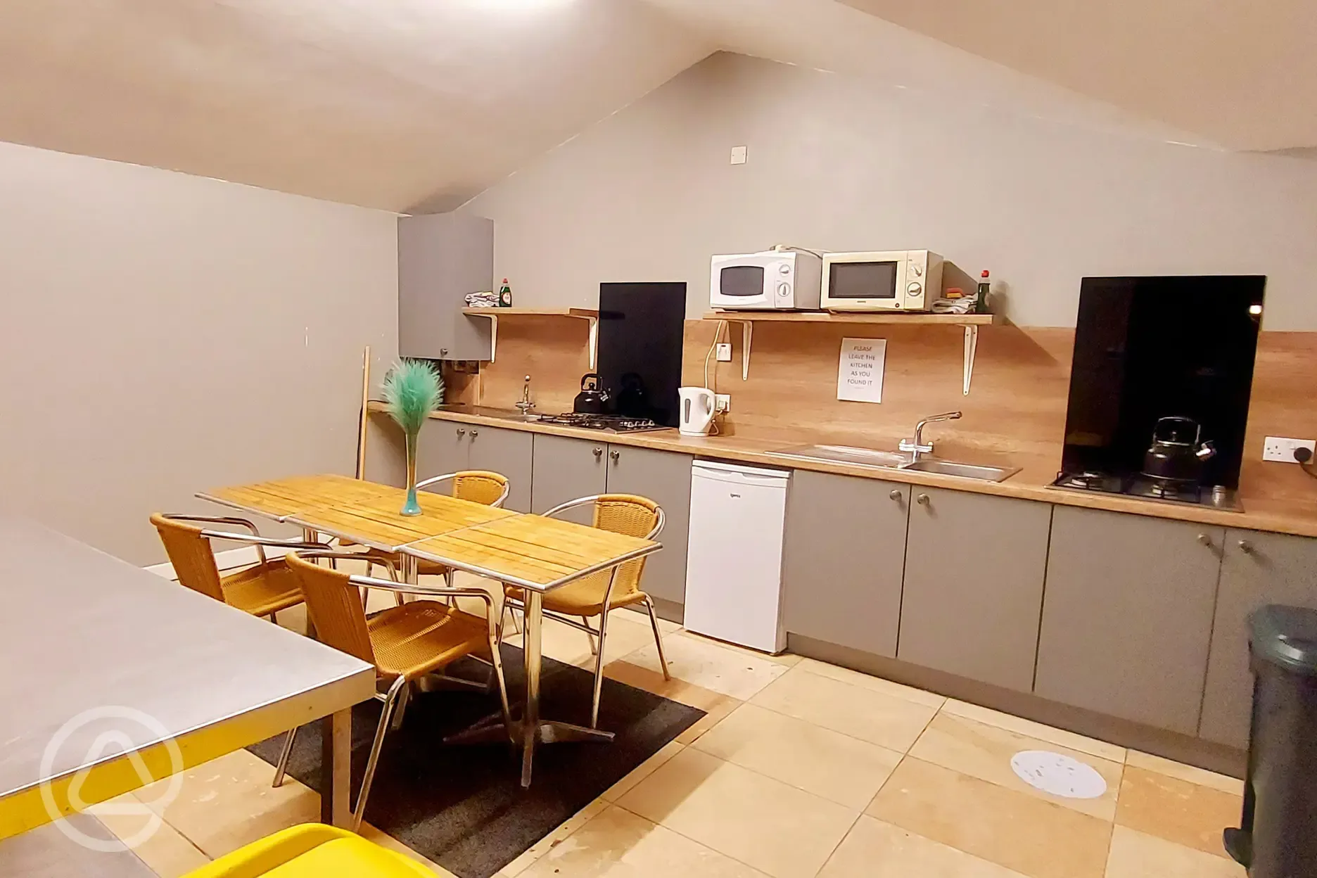 Bunkhouse shared kitchen