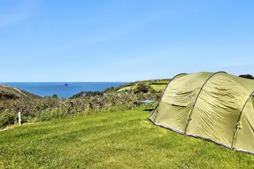 Sea view non electric grass pitches (10m x 12m)