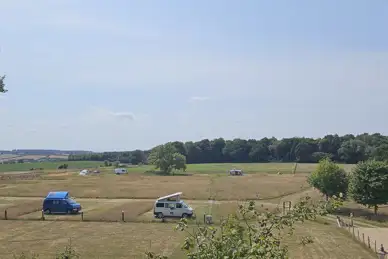 Two Hoots Glamping, Caravan Park and Campsite