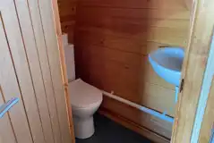 Hobbit glamping pod ensuite Hobbit glamping pod ensuite