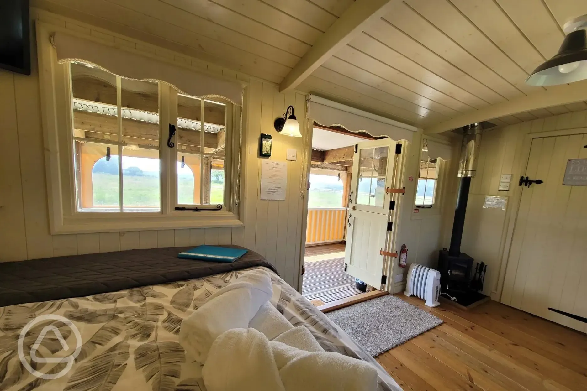Keepers Cosy shepherd's hut interior