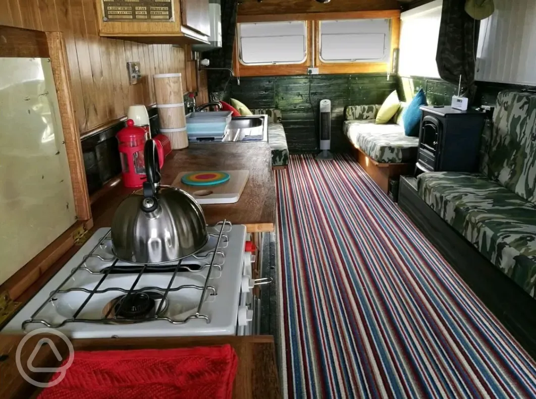 4 berth interior