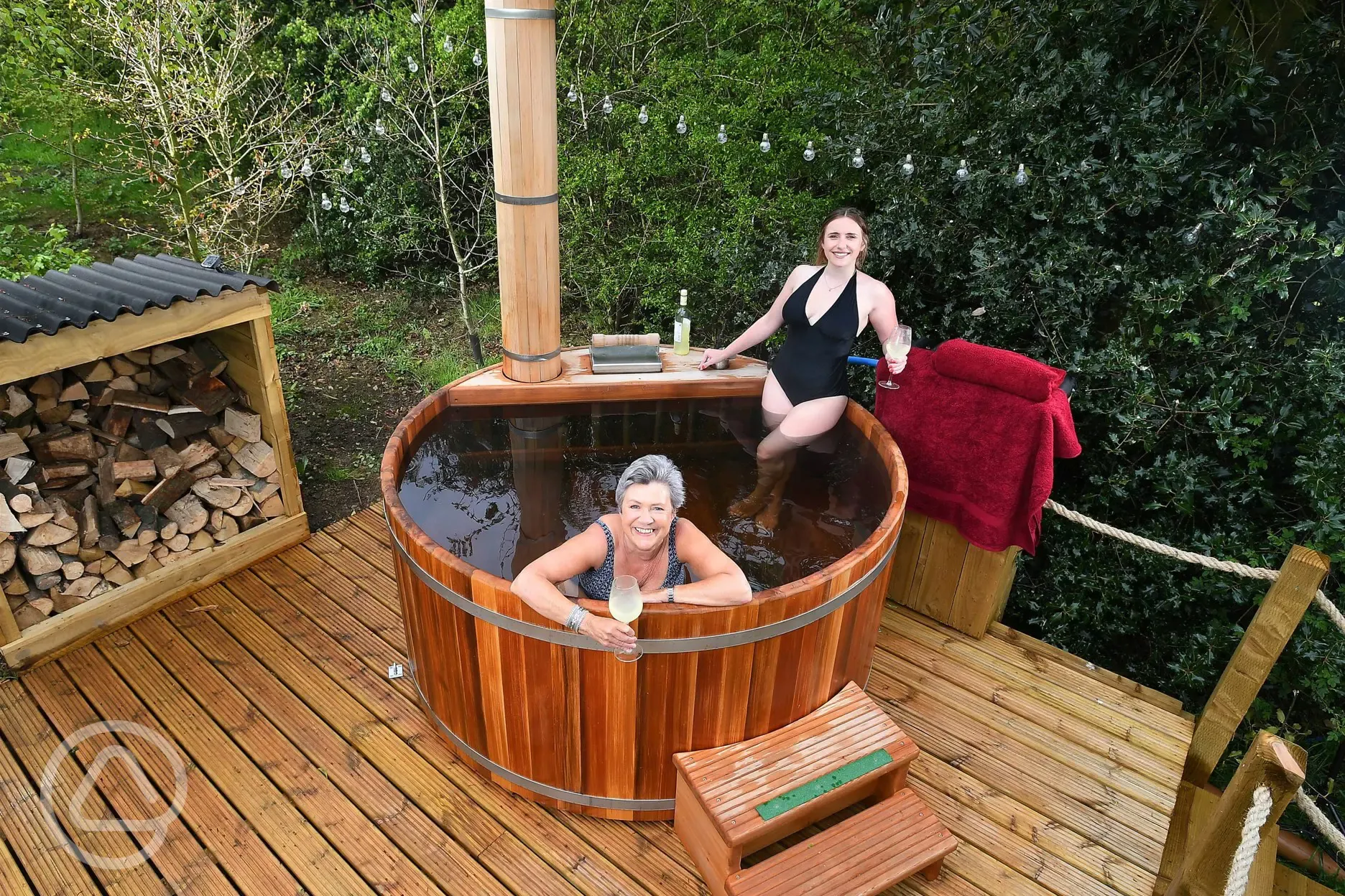 Yurt wood-fired hot tub