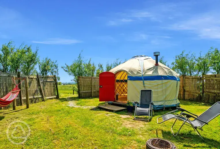 Skylark yurt