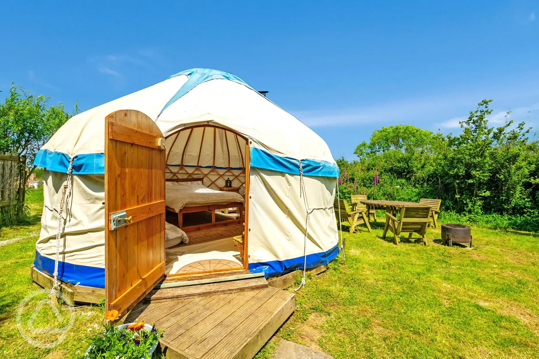 Barn Owl yurt