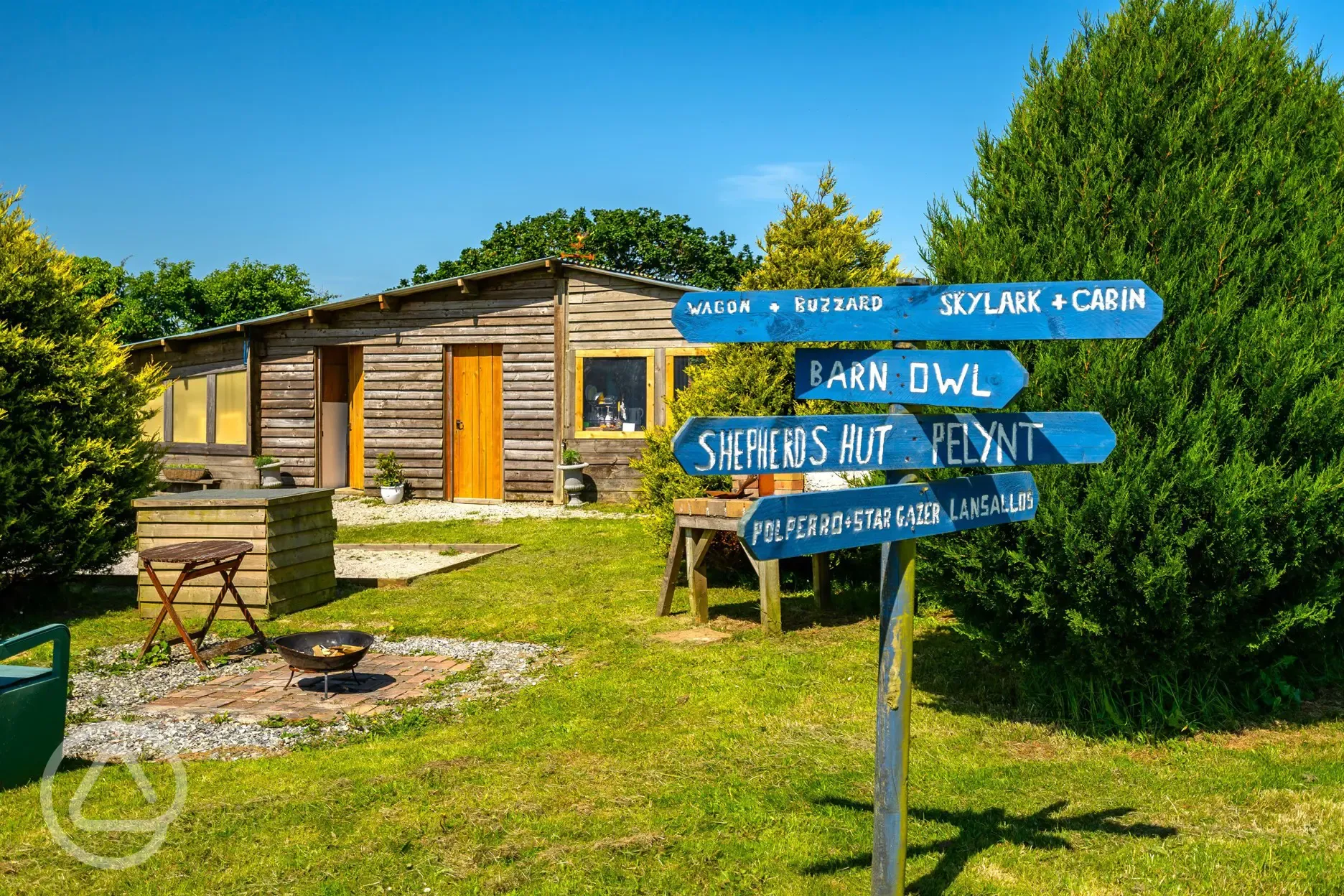 Communal kitchen and bathrooms