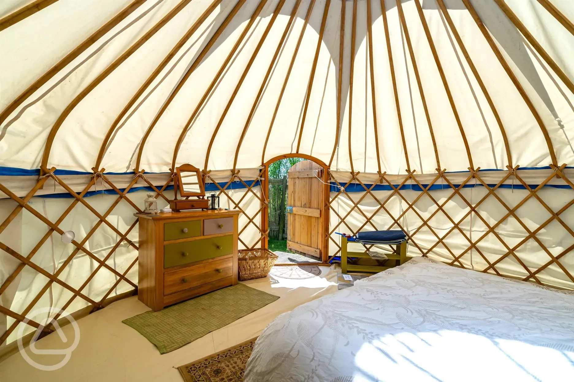 Barn Owl yurt interior