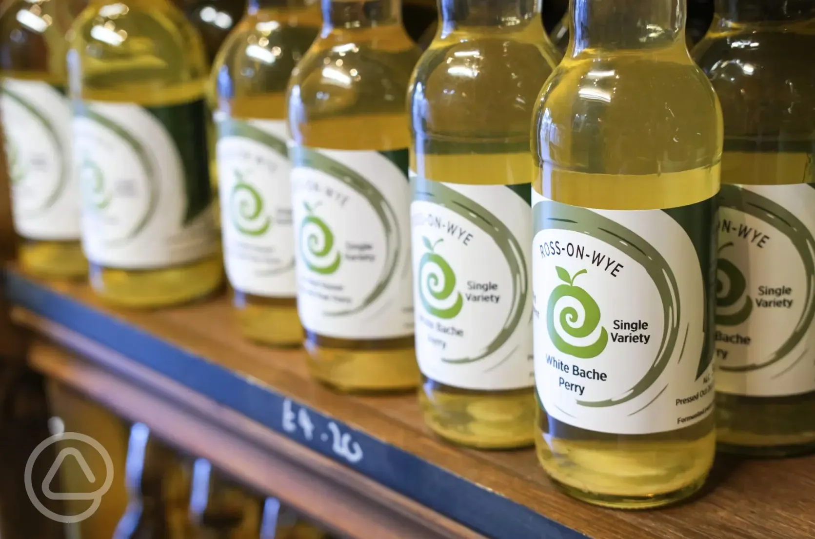 Cider shop - White Bache Perry