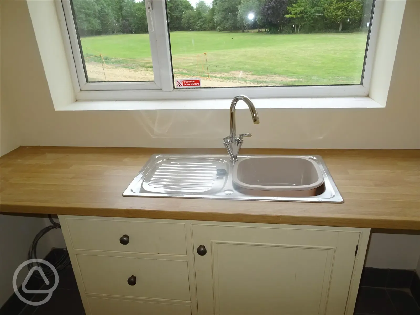 Utility Room for campers with washing up facilities