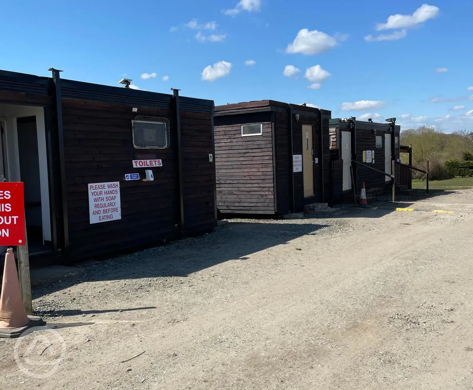 Shower and toilet blocks at Field Farm Fisheries Shower and toilet blocks at Field Farm Fisheries