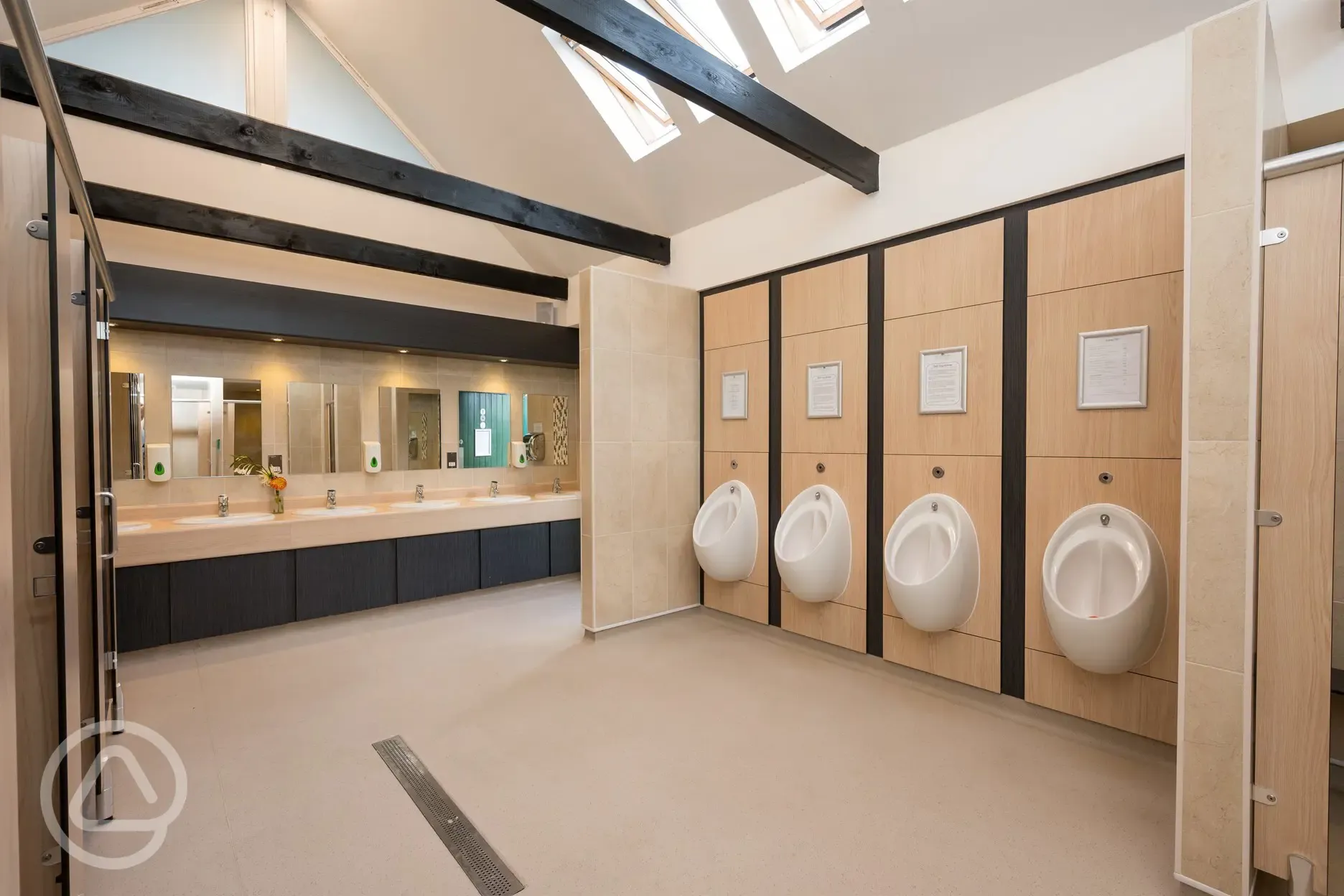 Male toilets with urinals 