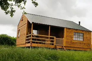 Hollings Hill Farm, Malvern, Worcestershire (9 miles)