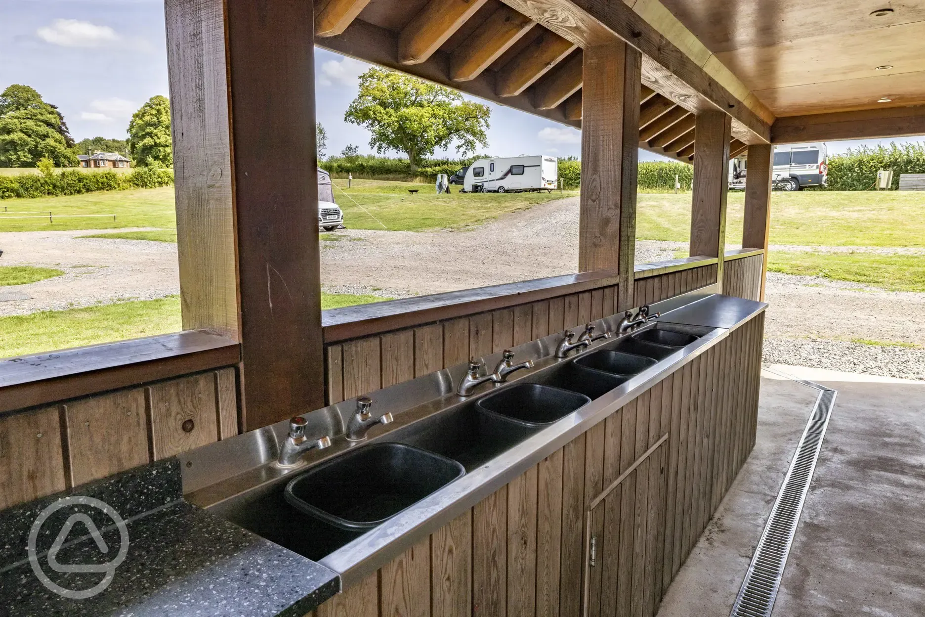 Washing up area