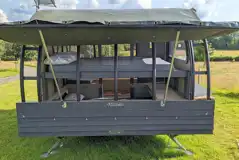 Landpod with sides that raise up