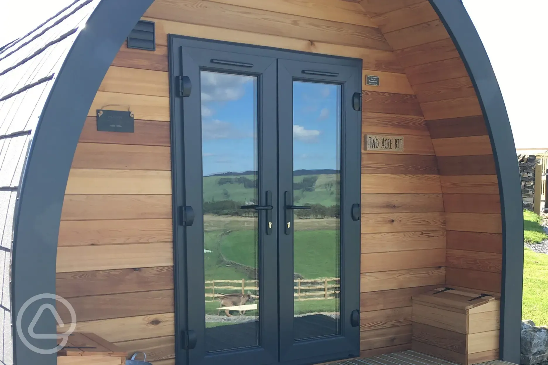 Ensuite glamping pod