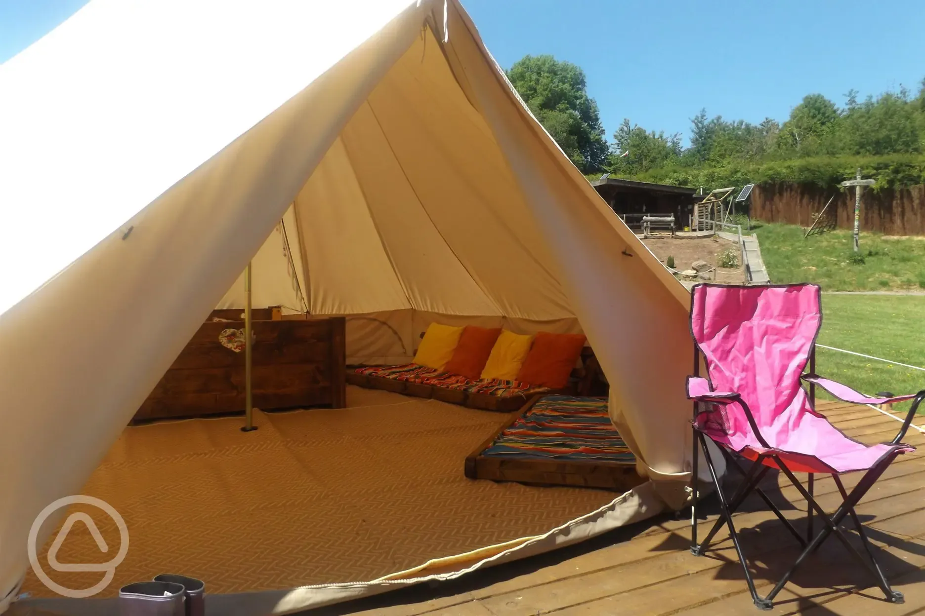 Large bell tent 