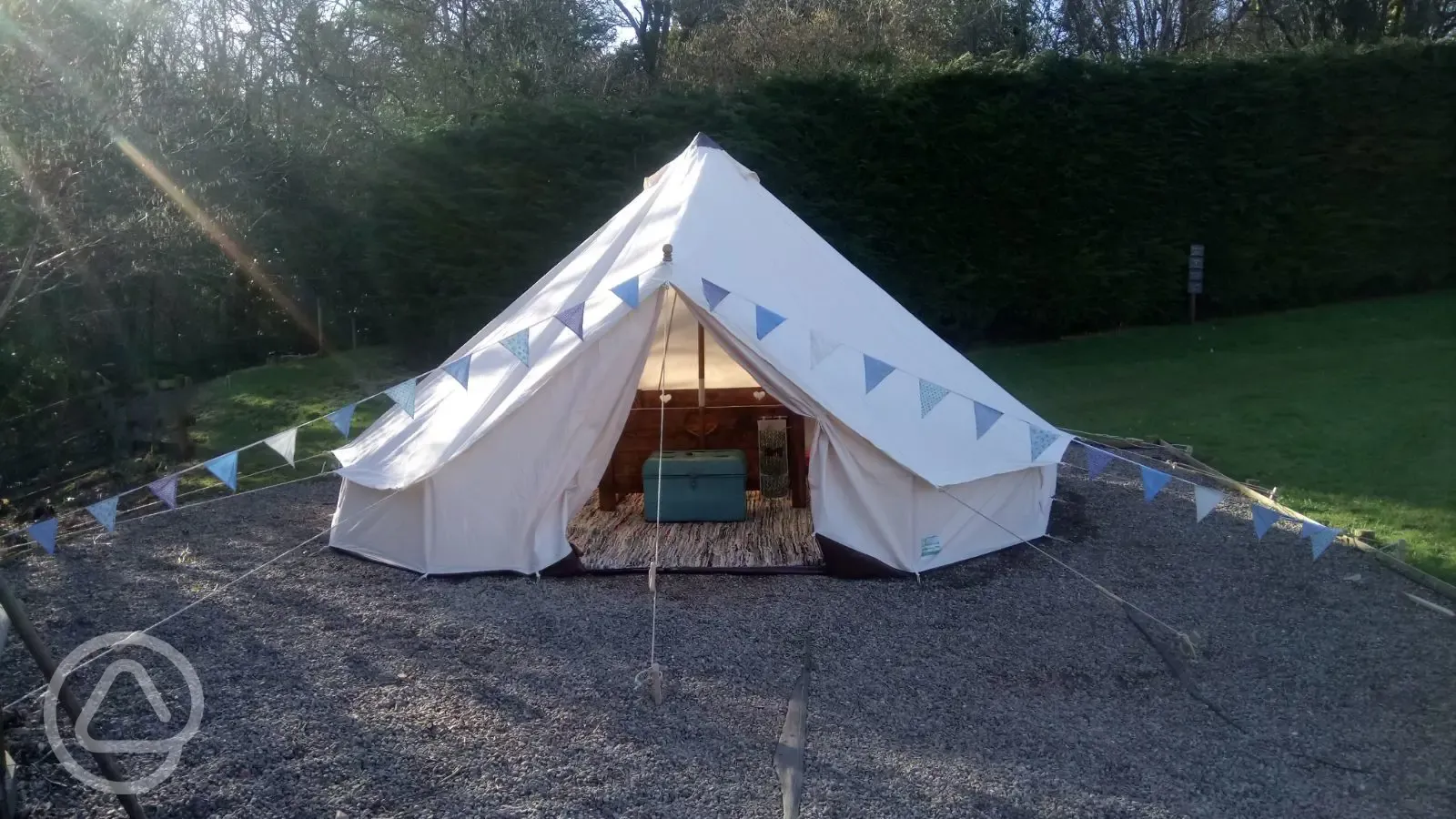 Boutique bell tent