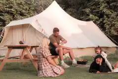 Safari bell tent