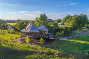Mill Farm Glamping, Devizes, Wiltshire (15.1 miles)
