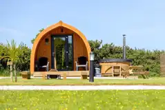 Cedar pod with wood-fired hot tub Cedar pod with wood-fired hot tub