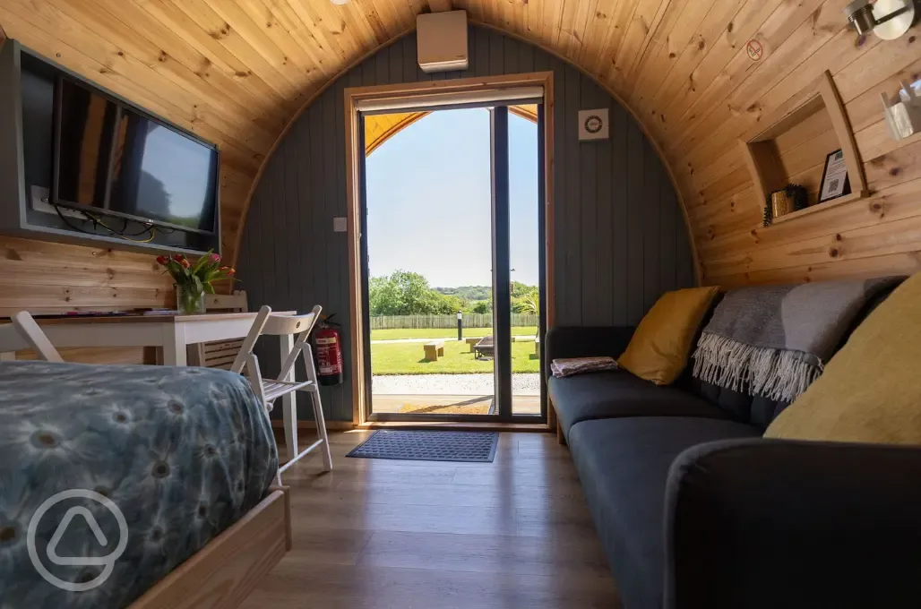 Maple and Hazel pod interior