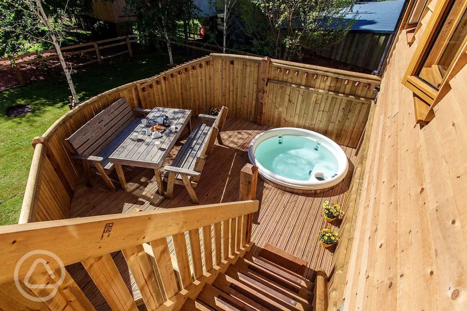 Apple Tree House hot tub