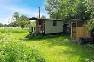 Twitey's Camping and Glamping Meadows, Hunscote, Wellesbourne, Warwickshire (7.9 miles)