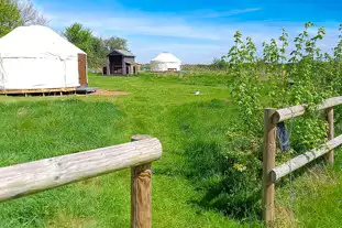 Twitey's Camping and Glamping Meadows, Hunscote, Wellesbourne, Warwickshire